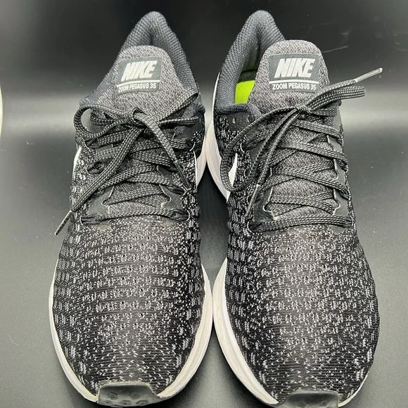 Nike Air Zoom Pegasus 35, size 9 - Picture 3 of 7